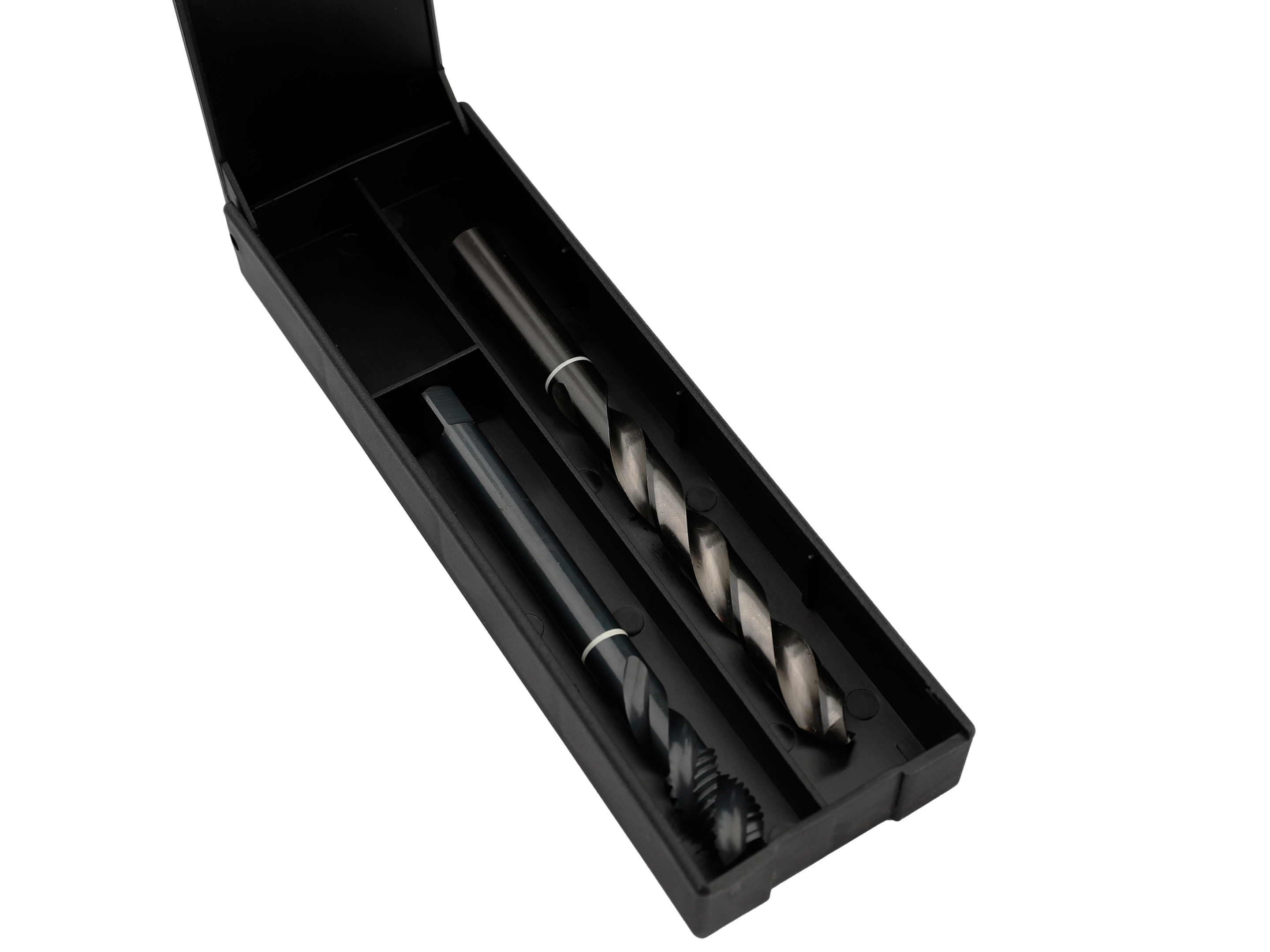 Caja plástica negra con broca helicoidal y macho de roscar para perforación y roscado en metal