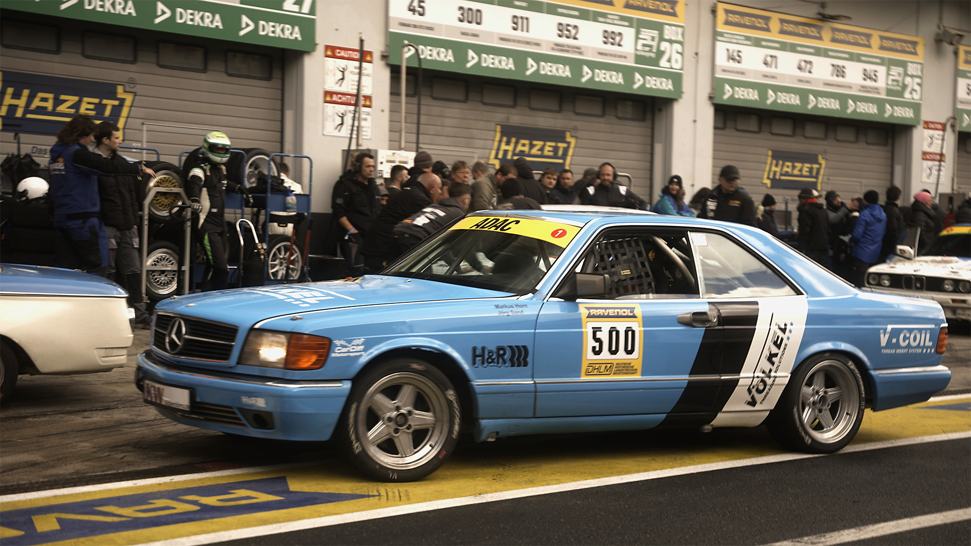 With the Mercedes 500 SEC through the Green Hell: VÖLKEL Racing takes class victory