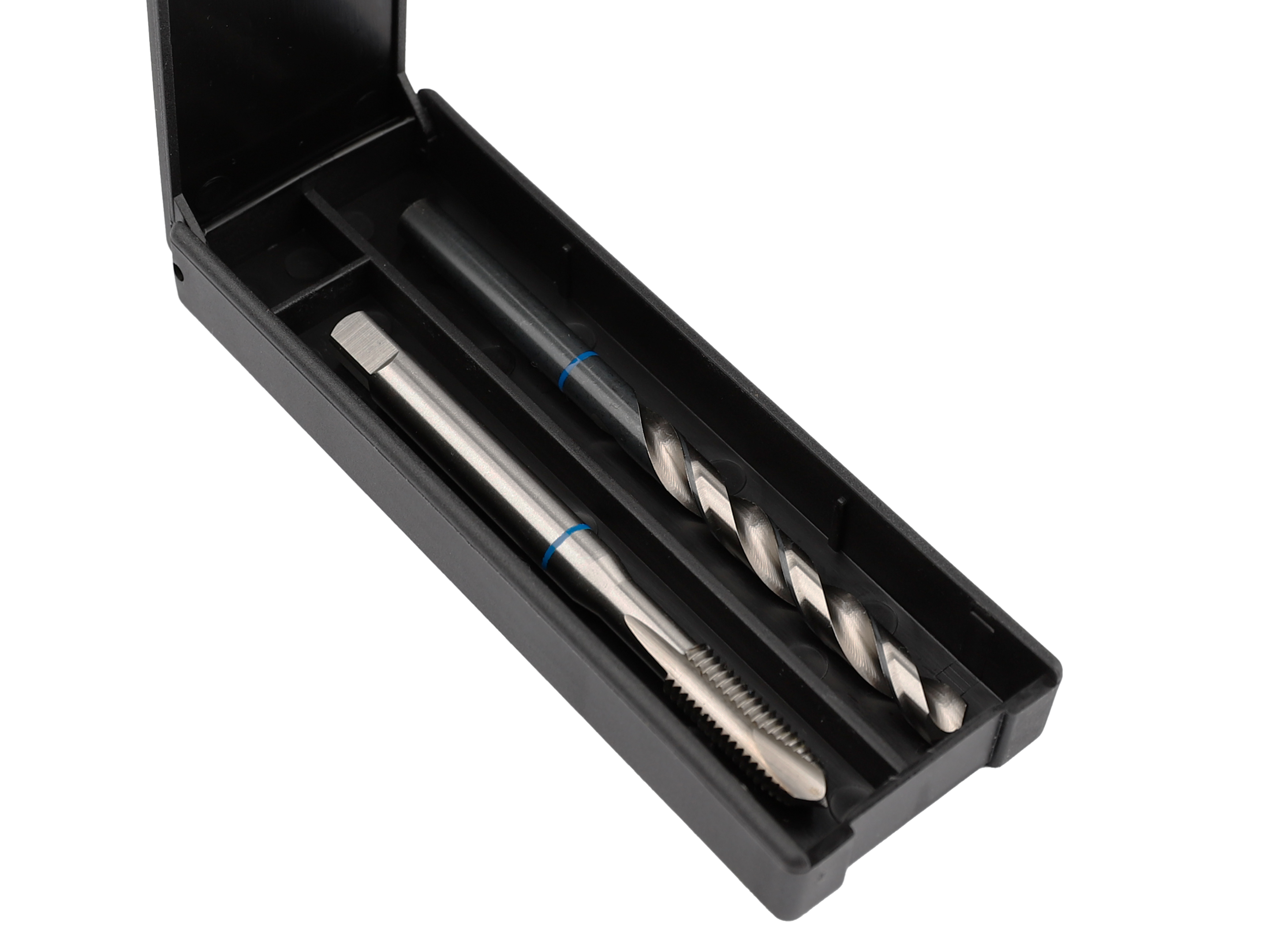 Estuche abierto con broca helicoidal y macho con marca azul de TwinBox DIN 371 Form B.