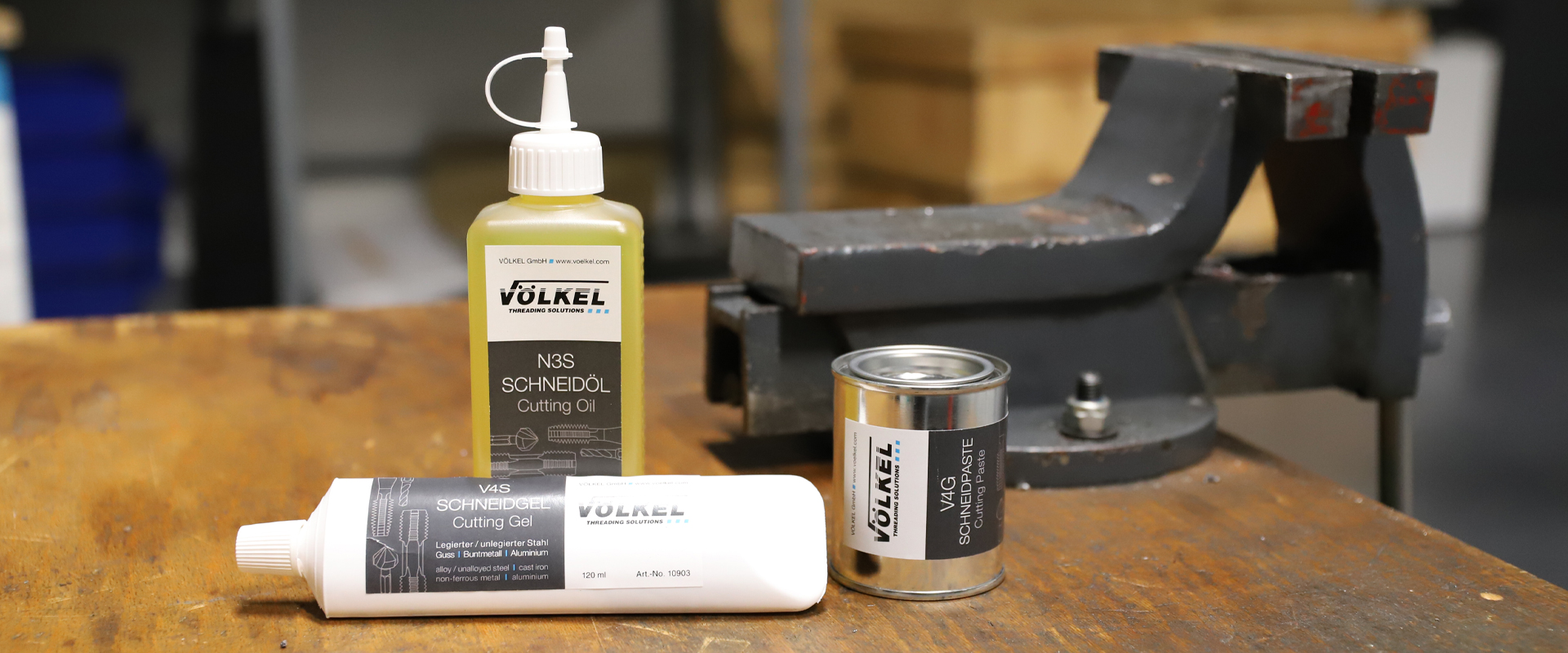 Perfect lubrication for thread cutting - here's how! Perfect lubrication for thread cutting - here's how!