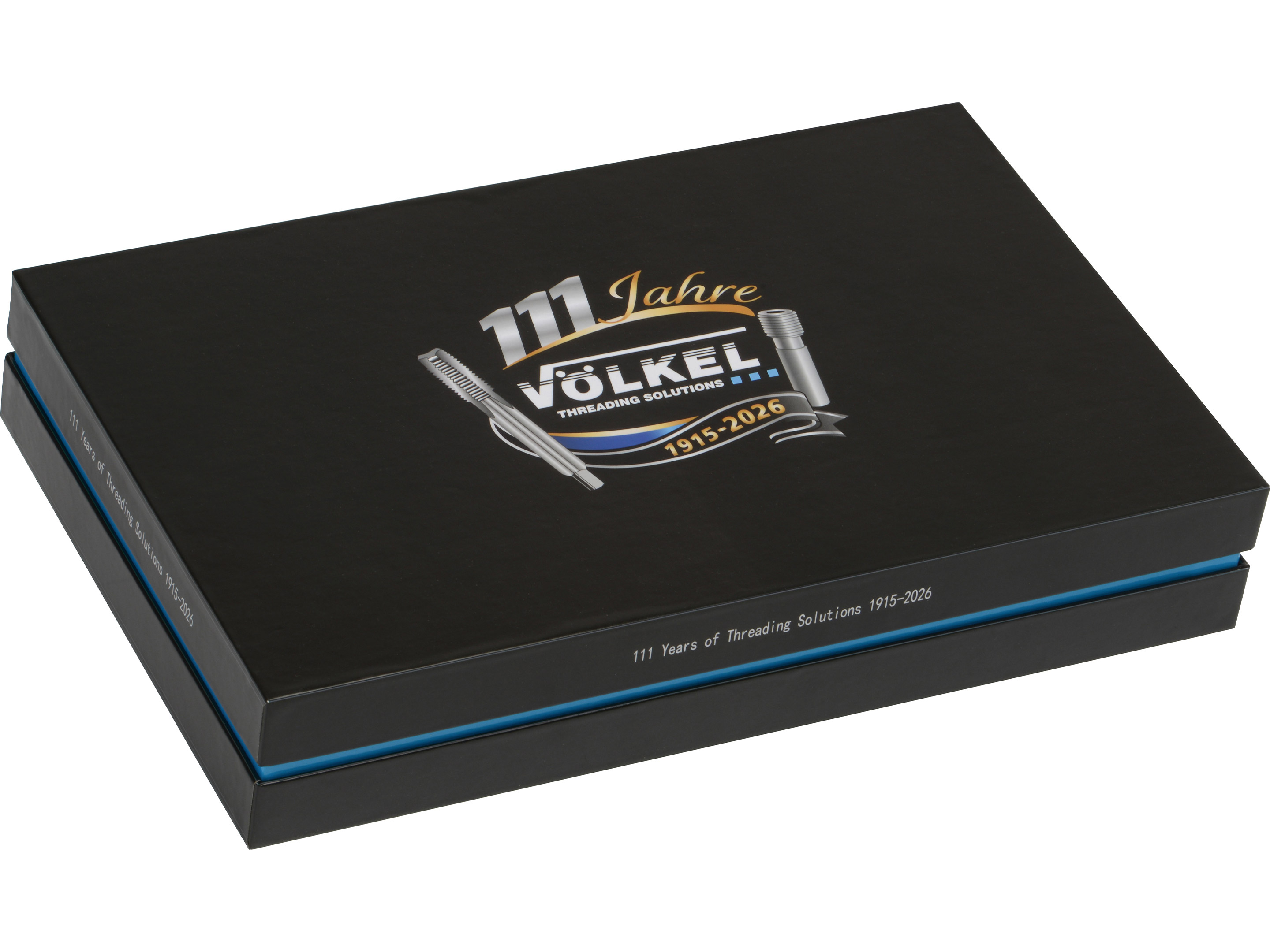 VÖLKEL Jubiläumsbox 111 Jahre Threading Solutions, schwarze Premium-Umverpackung (1915-2026).