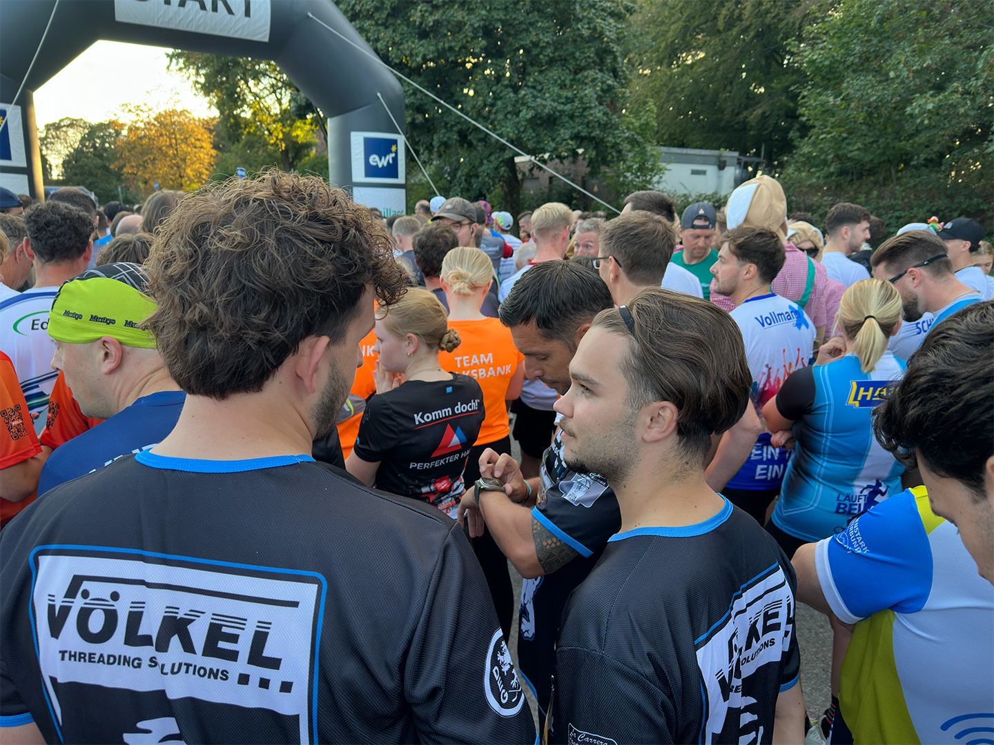 VÖLKEL beim Firmenlauf 2026 – Bild 11