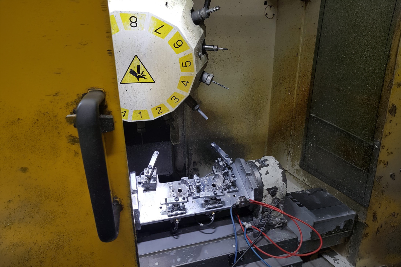 Thread Forming Wheel Over 50,000 Threads with Thread Forming in Die-Cast Aluminum | VÖLKEL